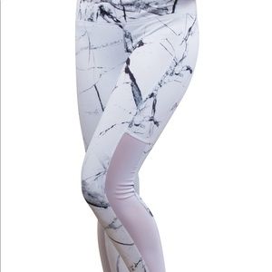 White marble cropped leggings - Slinkii
